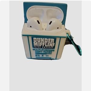 Apple AirPods White In Ear  Headset with Charging Case 2nd Generation Full Set